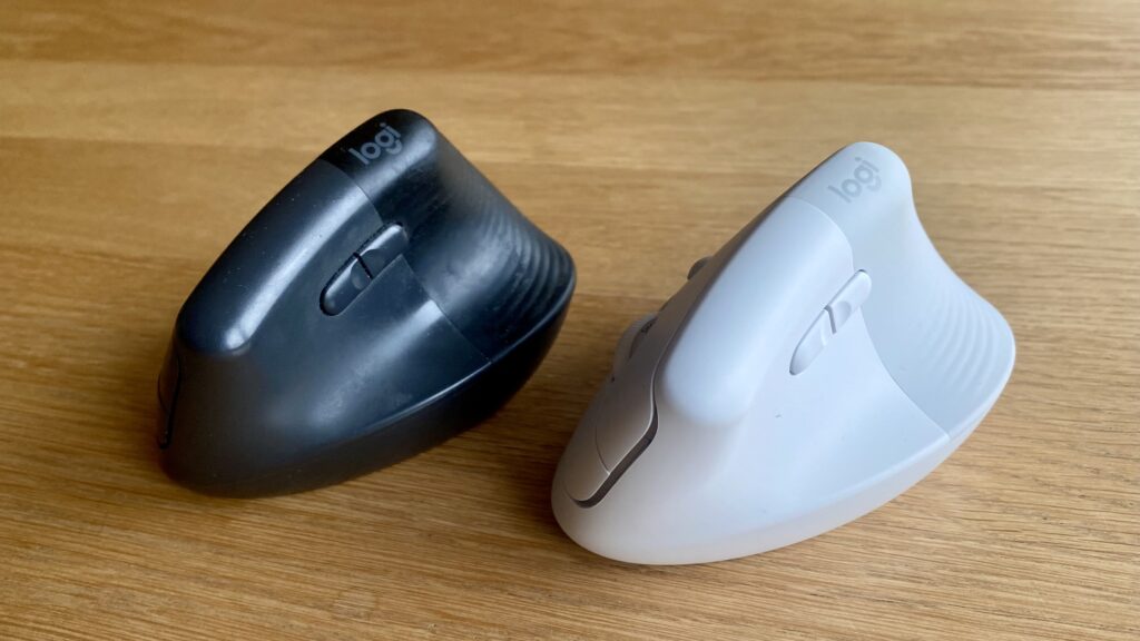 Computermaus Logitech Lift in Schwarz und Weiss